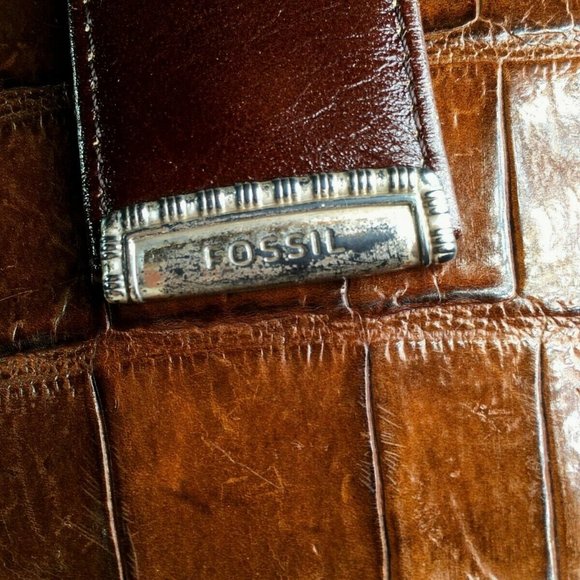 Fossil Vintage Brown Leather Reptile Print Wallet - Picture 12 of 12